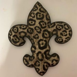 Fleur de lis Decor
